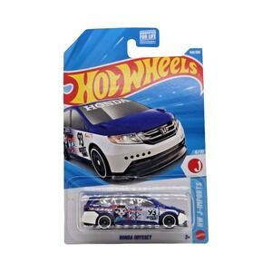 Hot Wheels 2026 Fiat Beast of Turin Red Drop Tops 5/5 131/250 Diecast Car New
